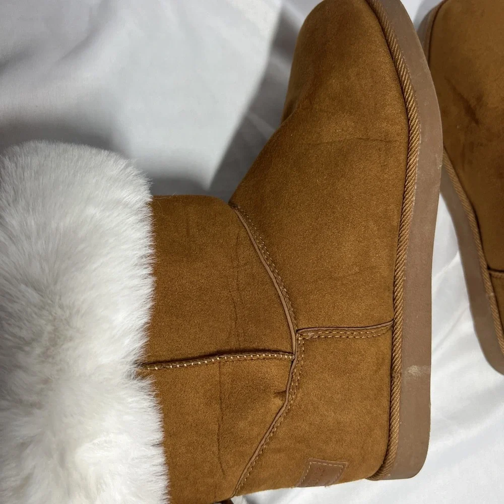 Juicy Couture King Brown Cognac Faux Fur Winter Boots Size 7.5